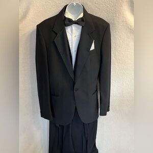 Lord West Classic Black Men's Tuxedo